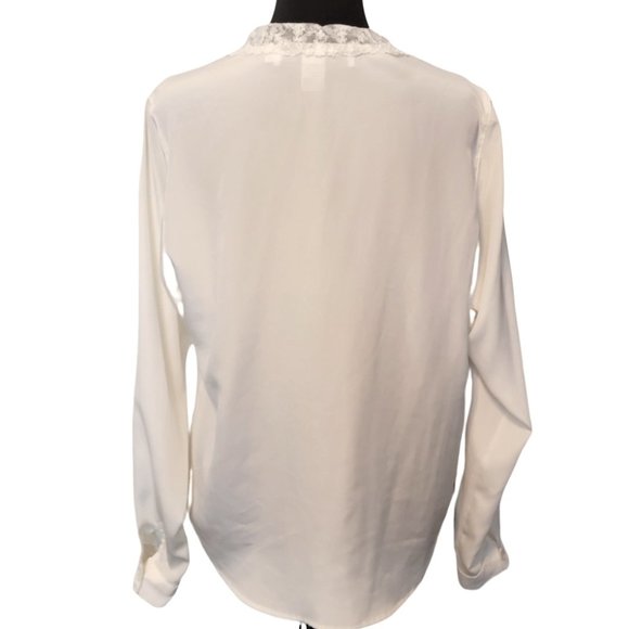 Chaus Vintage Ivory Lace Collar Button-Down Long Sleeve Blouse – Size 10 - Picture 3 of 7